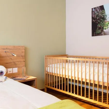 Sleeps 4 Wifi T425780 * Sevelen